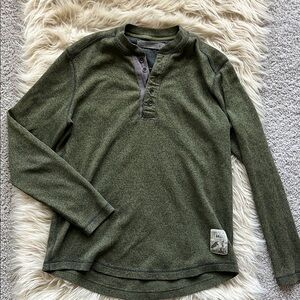REI Green Long Sleeve Henley Shirt